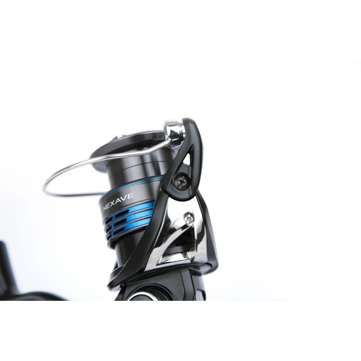 SHIMANO NEXAVE FI 4000